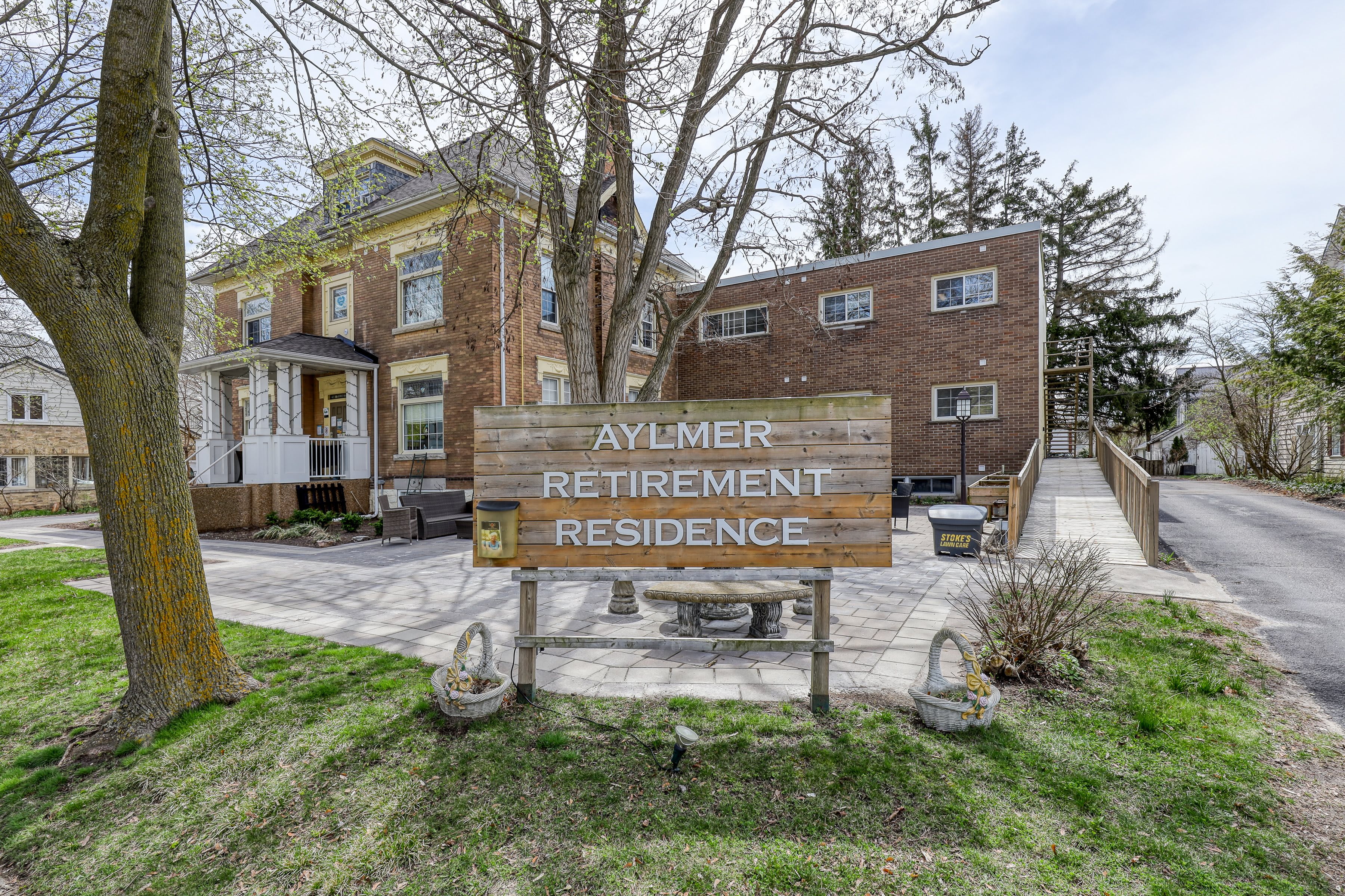 Aylmer Retirement Residence 