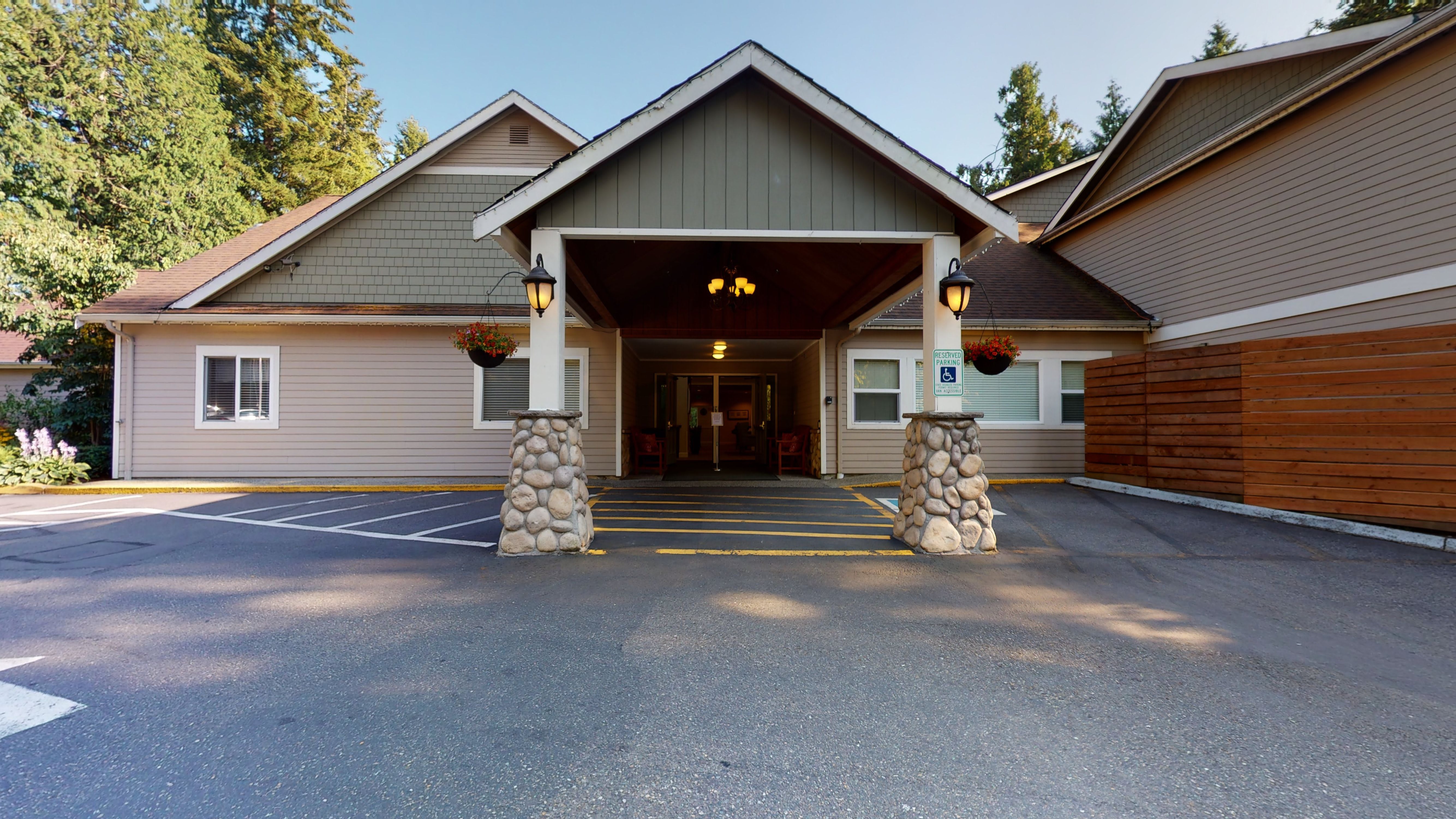 Peters Creek Retirement and Assisted Living community exterior
