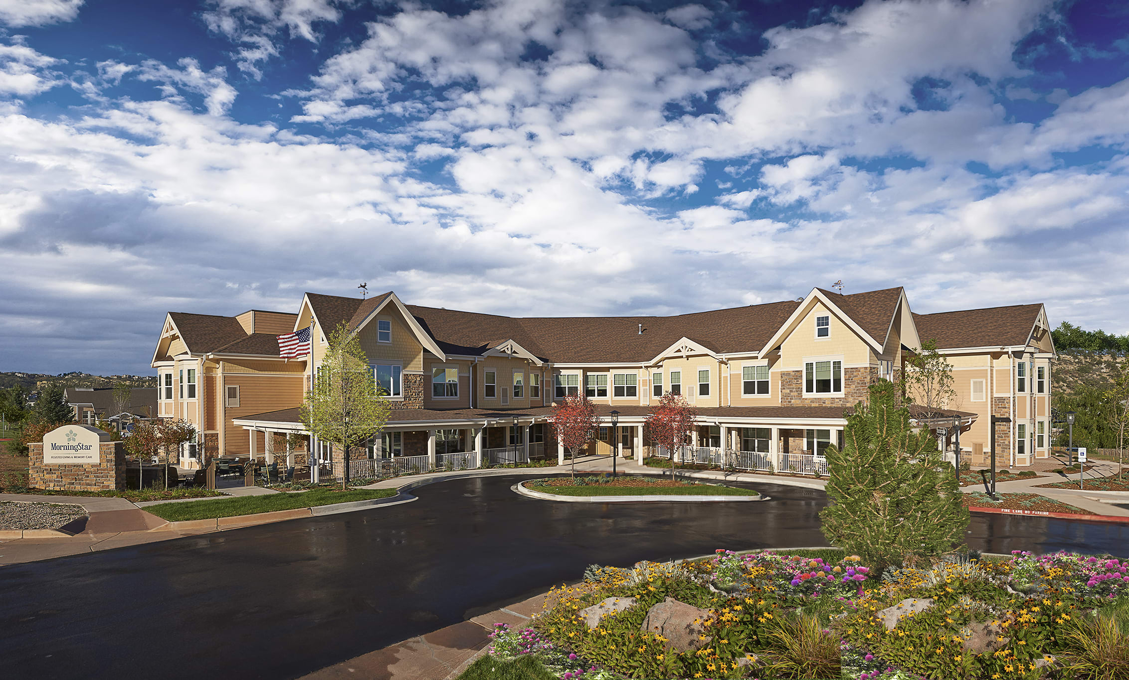 MorningStar Assisted Living and Memory Care at Mountain Shadows community exterior